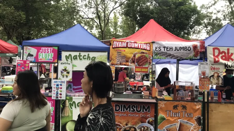 Kenaikan Harga Plastik Tekan UMKM Kuliner, Biaya Produksi Meningkat