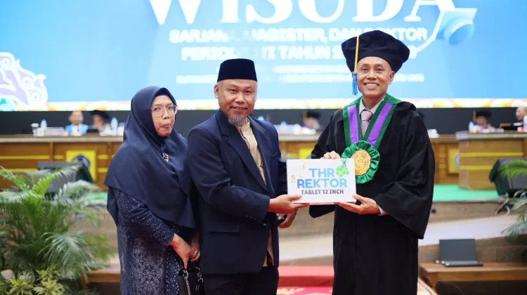 Keluarga Non-Muslim Akui UMS Inklusif, Dapat Tawaran Beasiswa dari Rektor