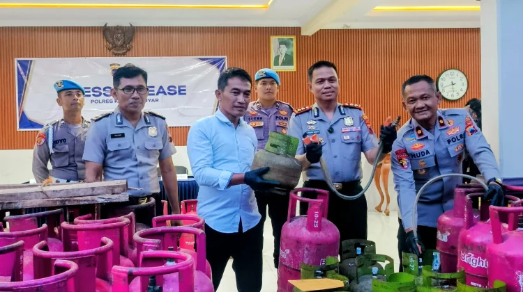 Polres Karanganyar Bongkar Gudang Pengoplos Elpiji di Jumantono, Amankan 3 Pelaku