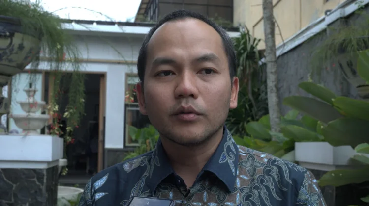 Wali Kota Solo Kebut Perbaikan Jalan Berlubang