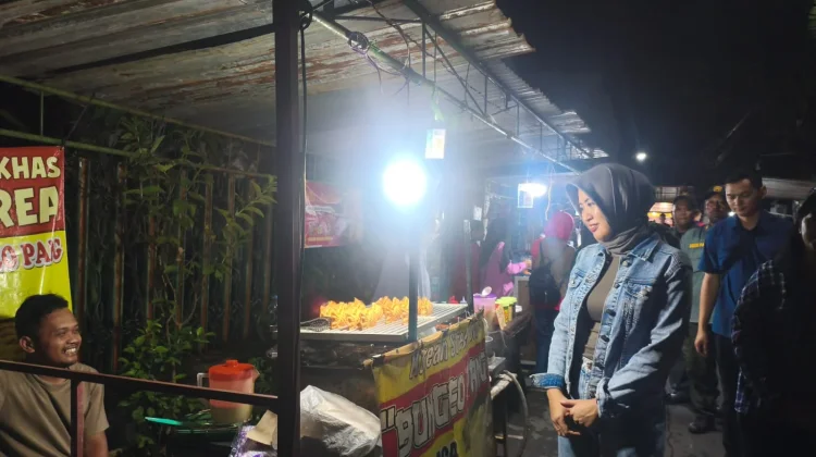 Astrid dan Karang Taruna Kratonan Dorong UMKM lewat Festival Kuliner
