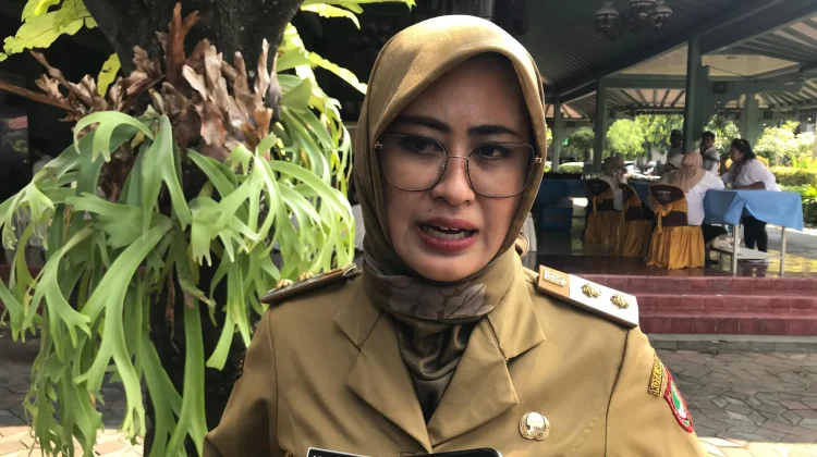 Wawali Minta Pedagang Jayawijaya Kompak Kelola Sampah