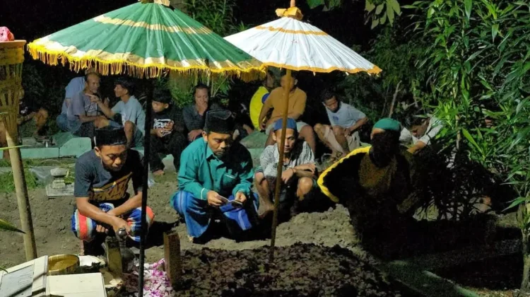 Jenazah Siswa SMPN 2 Sumberlawang Telah Dimakamkan, Polisi Periksa 5 Saksi