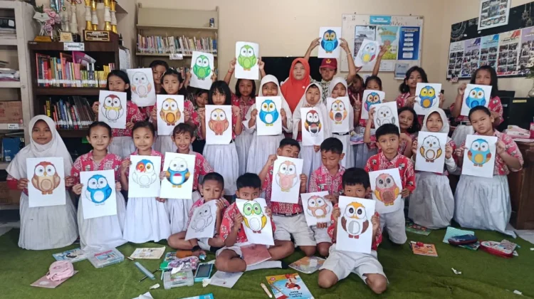 Siswa SDN Serengan 2 Solo Perkuat Literasi di Perpus Kampung Serengan