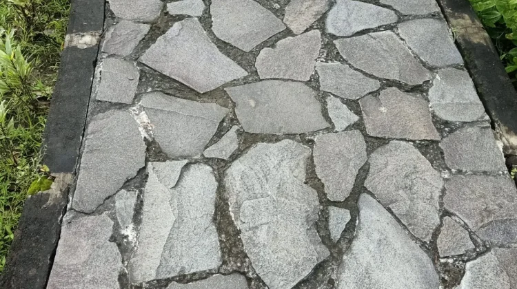 Pesona Jalan Batu Hampar Santai