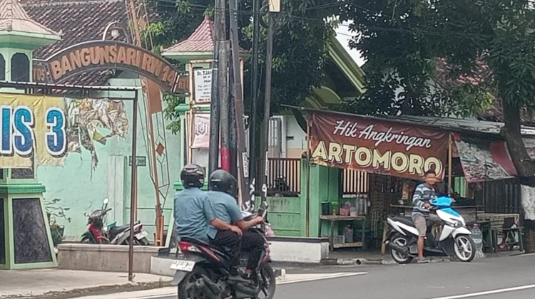 Tiang Internet "Liar" Menjamur, DPRD Sragen Godok Raperda Infrastruktur Pasif