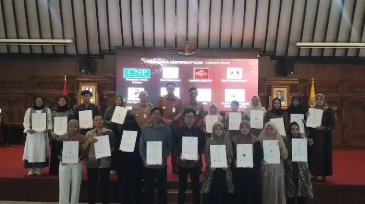 Sebanyak 19 UMKM Klaten Terima Hak Kekayaan Intelektual