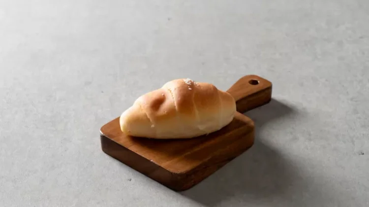 Salt Bread, Roti Asin Sederhana yang menjadi Tren Kuliner Kekinian