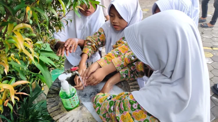 Siswa-Siswi SD Negeri Jetis 3 Sukoharjo Mulai Jalani PHBS