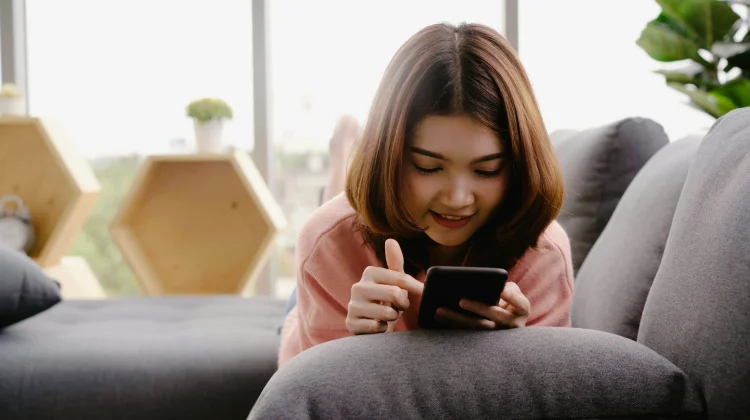 Doomscrolling, Kebiasaan Scroll tanpa Henti Diam-Diam Ganggu Kesehatan Mental