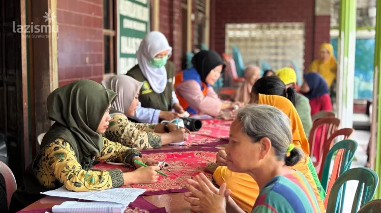 Muhammadiyah Surakarta Gelar Pengobatan Gratis untuk Korban Banjir Joyotakan