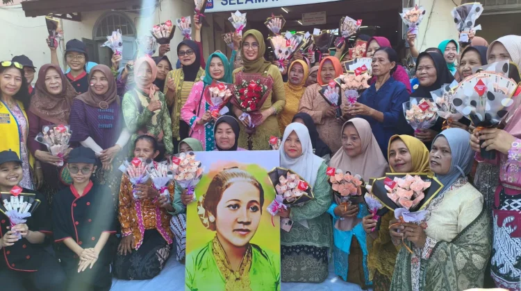 Serunya Perayaan Hari Kartini Bersama Buruh Gendong di Pasar Gede Solo