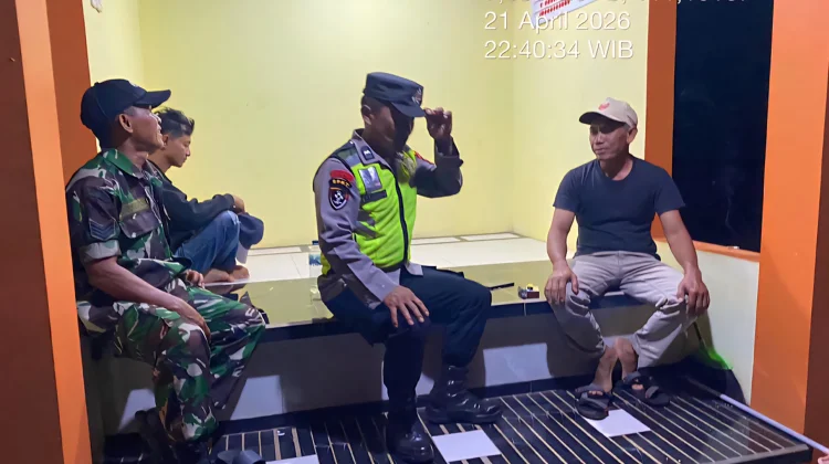 Polisi Jatiroto Ajak Warga Waspada Hoaks Aktif Satkamling