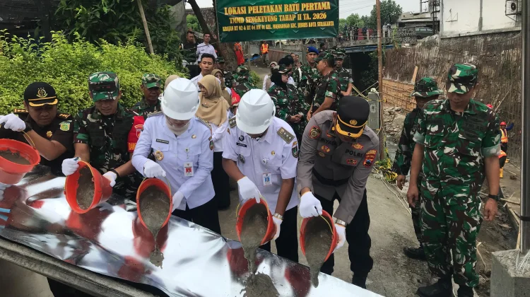 TMMD Mojosongo Bangun Talud 100 Meter, Antisipasi Longsor Bantaran Sungai