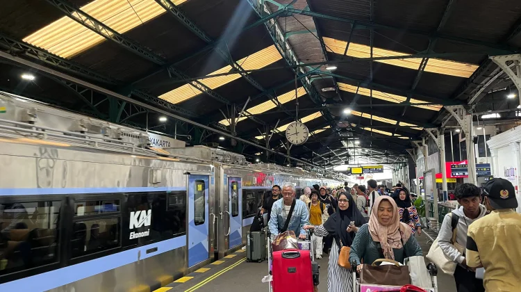 KAI Hadirkan Berbagai Fasilitas Ramah Lingkungan di Stasiun dan Kereta Api
