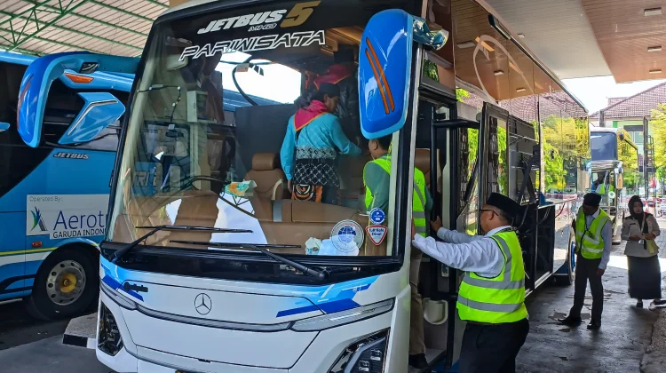 Sebanyak 22 Kloter Tiba di Embarkasi Solo dan 20 Kloter Terbang ke Tanah Suci