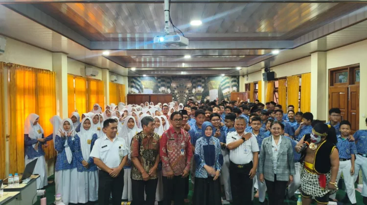 Antusiasme Siswa Tinggi, Gemas Hidupkan Minat Sejarah di Solo