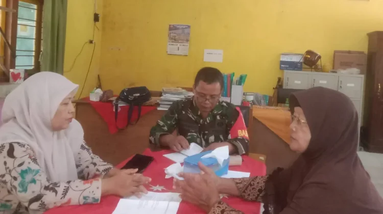 Dukung Dunia Pendidikan, Koramil 23 Ceper Komsos di SDN 1 Kuncen