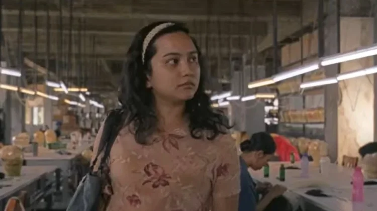 Monster Pabrik Rambut, Film Horor yang Relate dengan Dunia Kerja