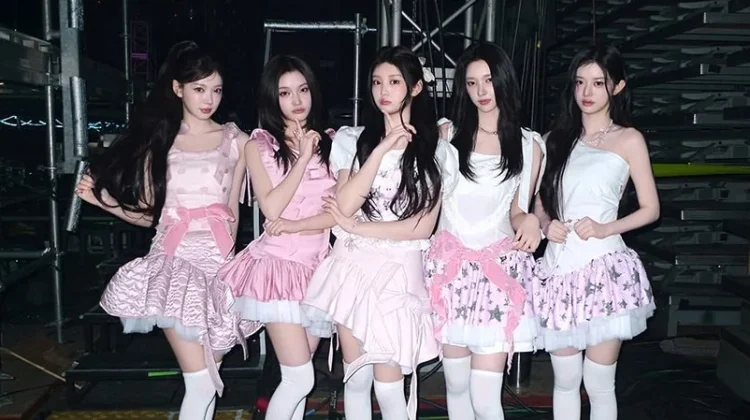 ILLIT Rilis Video Musik Terbaru “It’s Me”