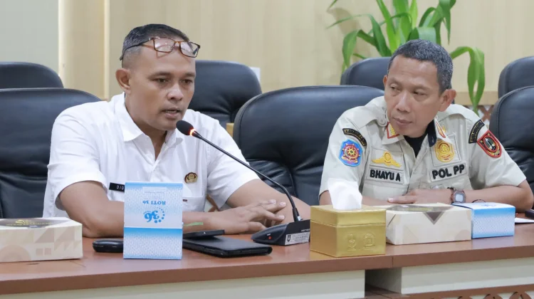 Satpol PP Solo Siap Tertibkan Tempat Usaha yang Gunakan Trotoar Secara Ilegal