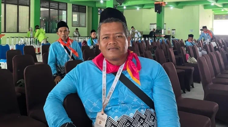 Kisah Penjual Pentol Semarang Naik Haji, Nabung Rp5.000 sejak 2004