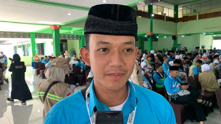 Kisah Izzat Karimi Ramadhan, Jadi Calon Haji Termuda Kloter 10