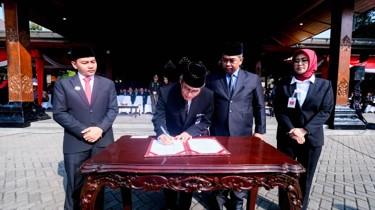UNS Siapkan Alumni PPG Bantu Isi Kekosongan Guru di Surakarta