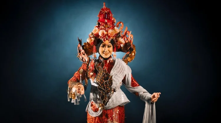 Wawali Solo Astrid Widayani Jadi Model Solo Batik Carnival 2026