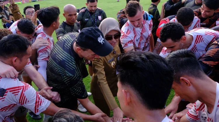 Astrid Widayani Berikan Dukungan ke Persis Solo Keluar dari Zona Degradasi