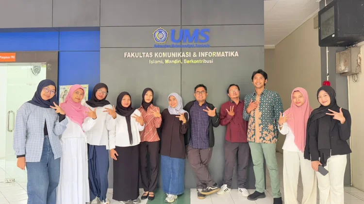 Perkuat Internasionalisasi, Mahasiswa Ilkom UMS Ikuti Program di Malaysia