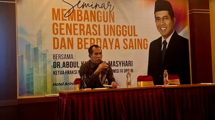 Abdul Kharis: Indonesia Butuh Generasi Pintar Sekaligus Berakhlak