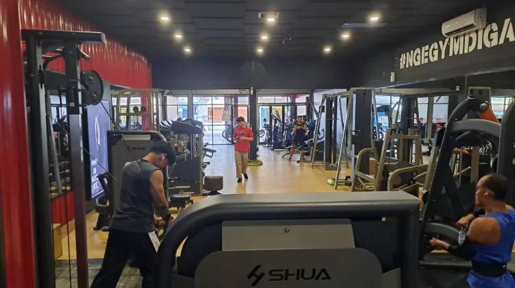 Olahraga Fitnes Menunjang Kesehatan Tubuh Modern Masyarakat