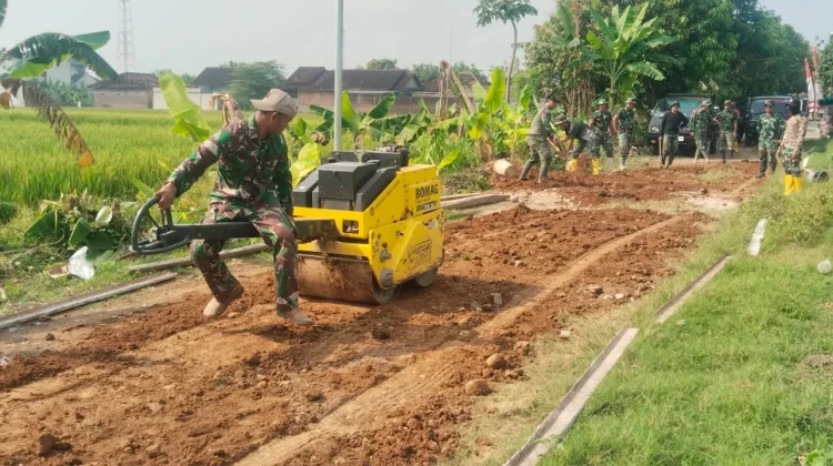 Jalan Cor TMMD Sragen Tuntas, Petani Padi Desa Puro Siap Panen Raya