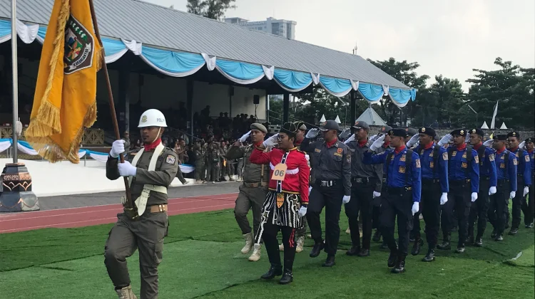 Ribuan Personel Satpol PP, Satlinmas, dan Damkar Ikuti Gelar Pasukan di Solo