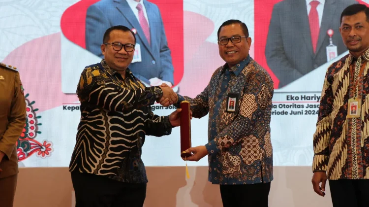 Muhammad Mufid Resmi Jabat Kepala OJK Solo, Siap Sinergi Majukan UMKM Daerah