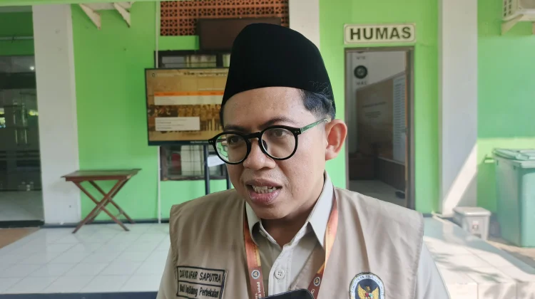 Sesak Napas Saat Terbang, Jemaah Asal Jepara Dirawat di Kualanamu