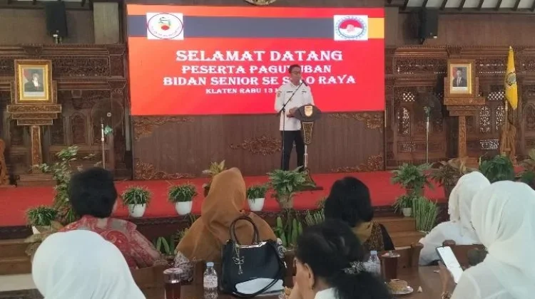 Bupati Klaten: Bidan Punya Peranan Penting untuk Pencegahan Stunting
