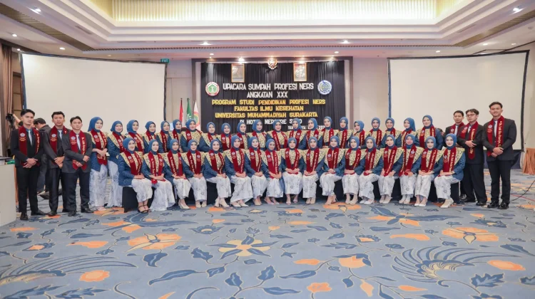 UMS Kukuhkan 44 Ners Baru, Rektor: Lulusan Siap Bersaing Global