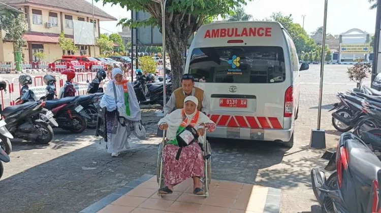 Kelelahan Perjalanan Jauh, Empat Jemaah Haji Asal Cilacap Dirawat di Poliklinik