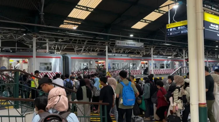 Long Weekend Idul Adha, Penumpang Kereta Diprediksi Meningkat