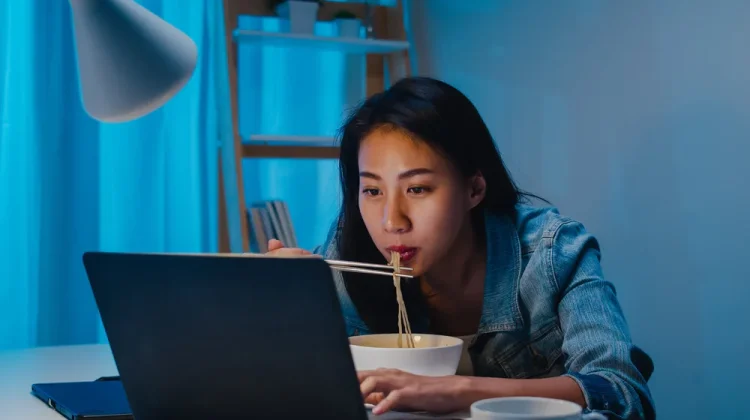 Asupan Makanan yang Baik saat Lapar di tengah Malam