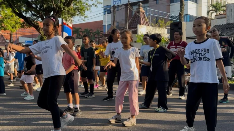 Pre-event Svaranusa 2026 Dimeriahkan 42 Anak di Car Free Day Solo