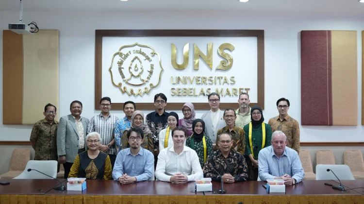 UNS Terima Delegasi Australia, Bahas Riset Kendaraan Listrik