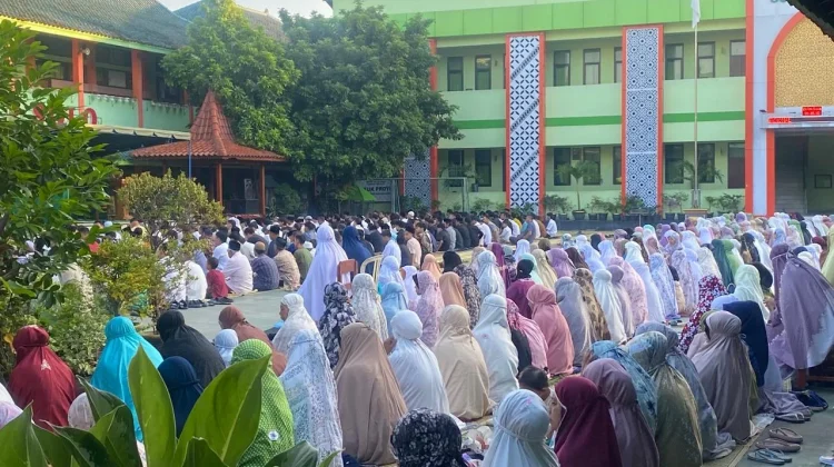 PDM Solo Gelar Salat Iduladha di 97 Titik, Maknai Esensi Kurban
