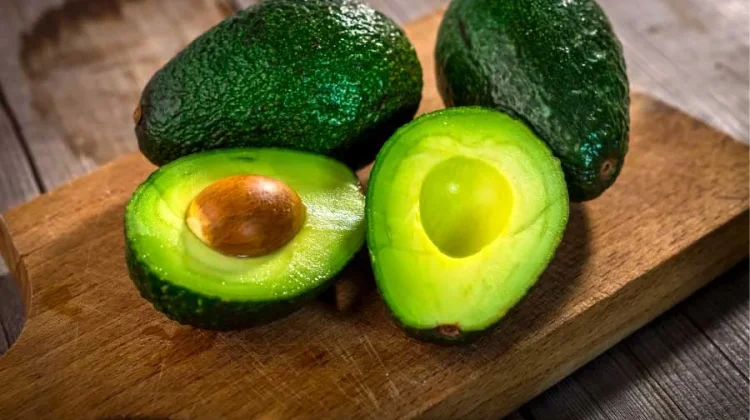 Khasiat Buah Alpukat yang Bernutrisi