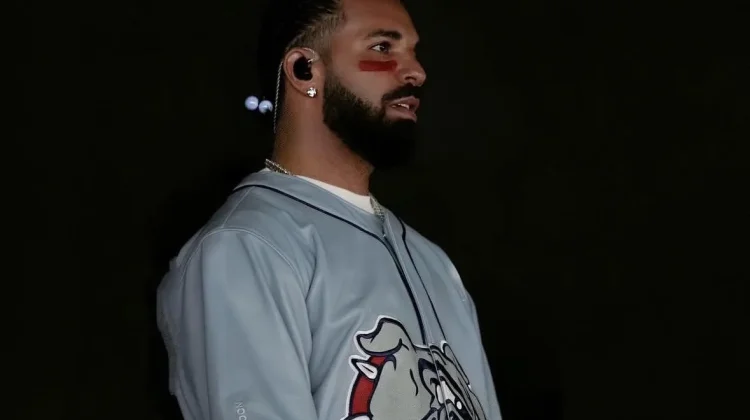 Drake Pecahkan Rekor Michael Jackson, Jadi Raja Baru Billboard Hot 100