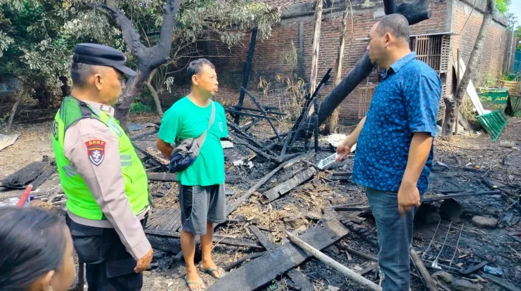 Gegara Bakar Sampah, Kandang Kambing Milik Warga Sragen Ludes Dilalap Api