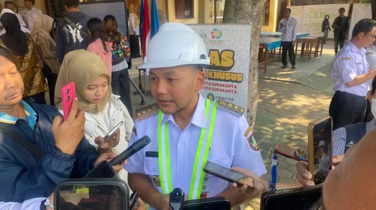 Pemkot Solo Kebut Kelas Unggulan dan Buka Transparansi Hasil SPMB