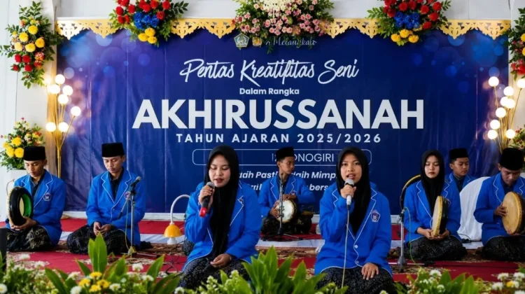 Pengukuhan Tahfidz Warnai Pelepasan Siswa MTsN Lima Wonogiri